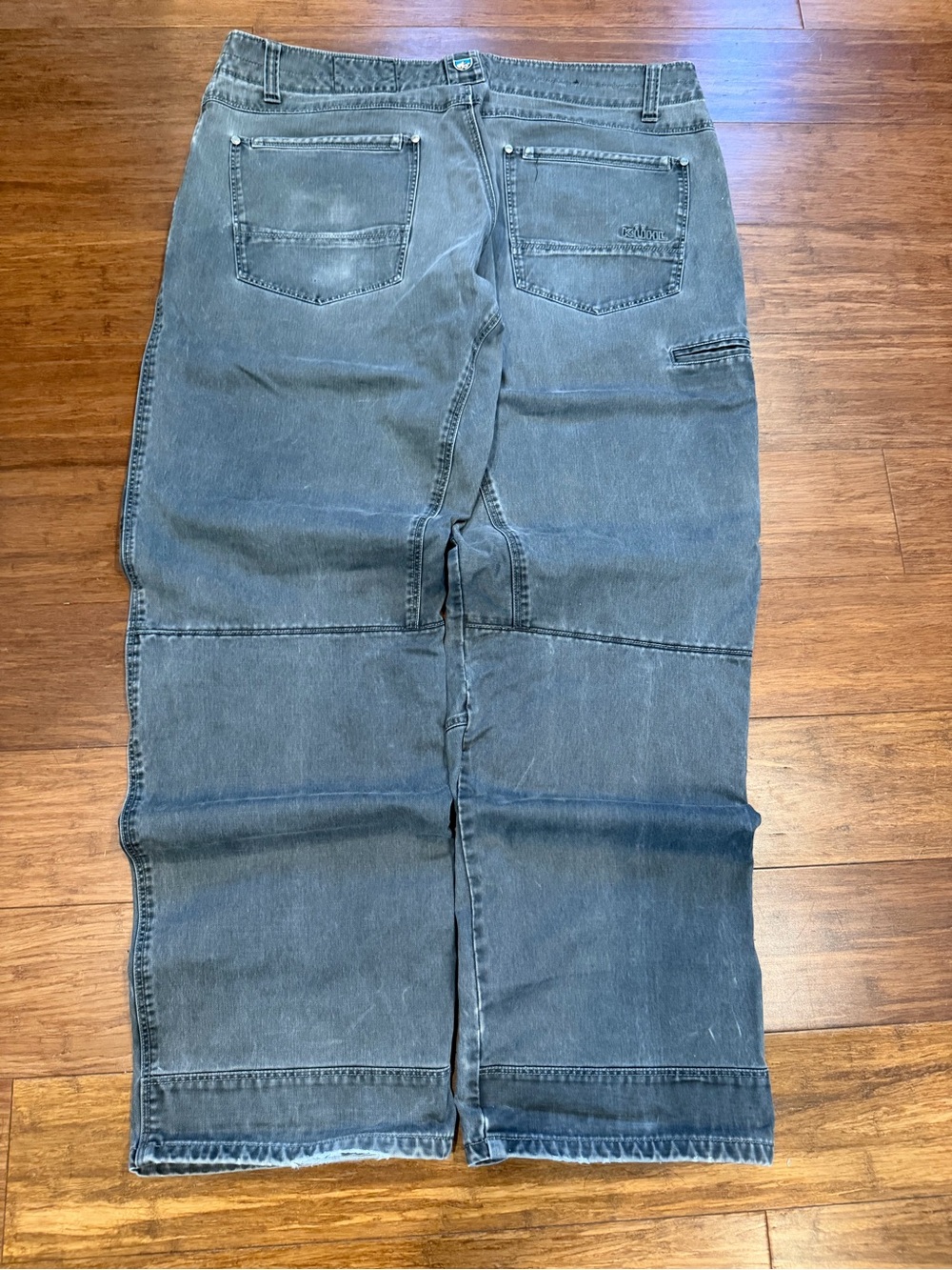 Khul jeans